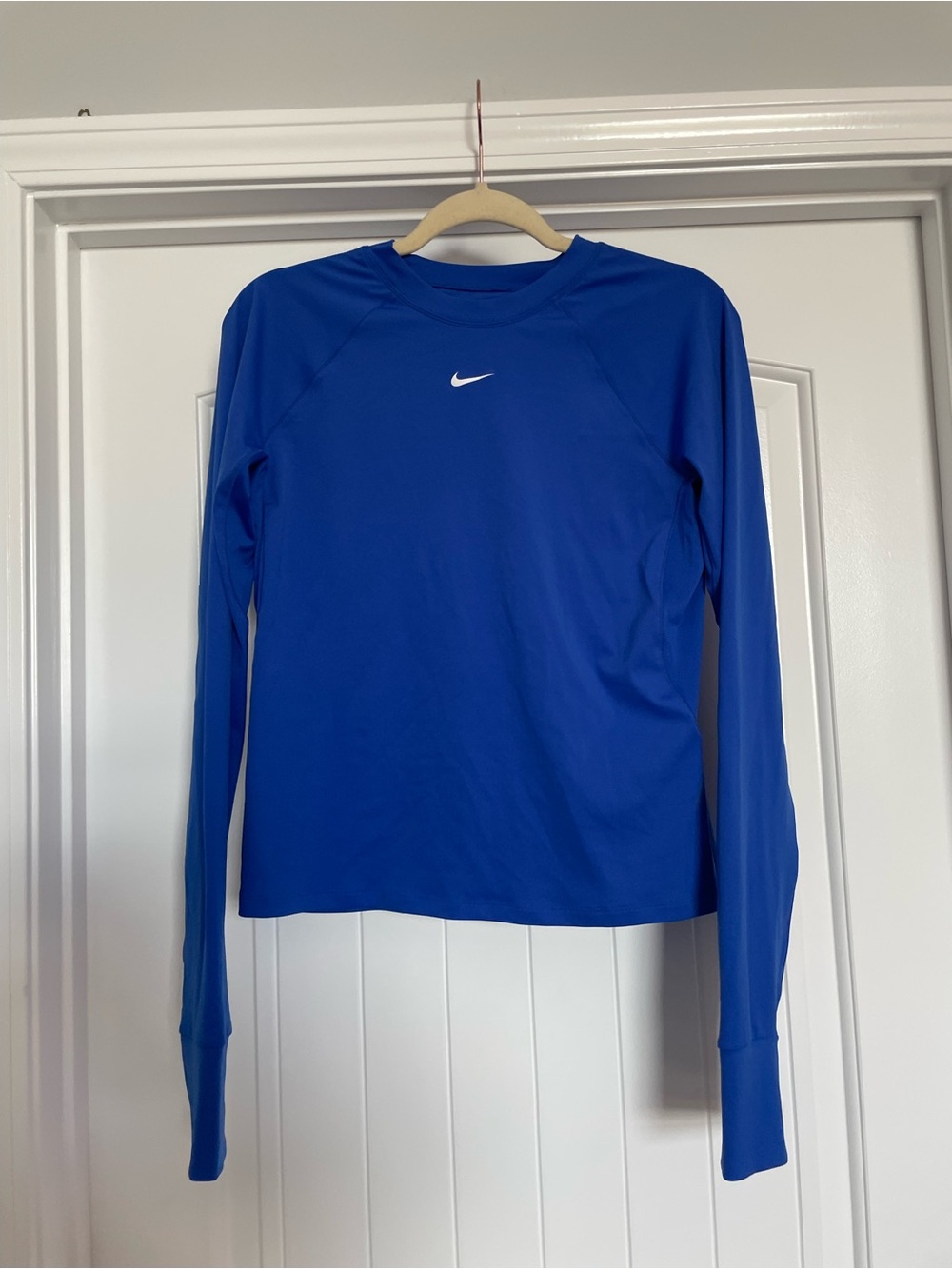 Nike Women’s Long-Sleeve Dri-FIT Crew in Royal Blue